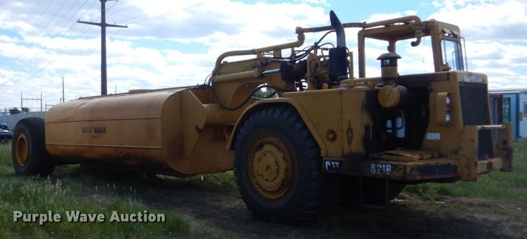 image for item HI9836 1978 Caterpillar 621B  water wagon