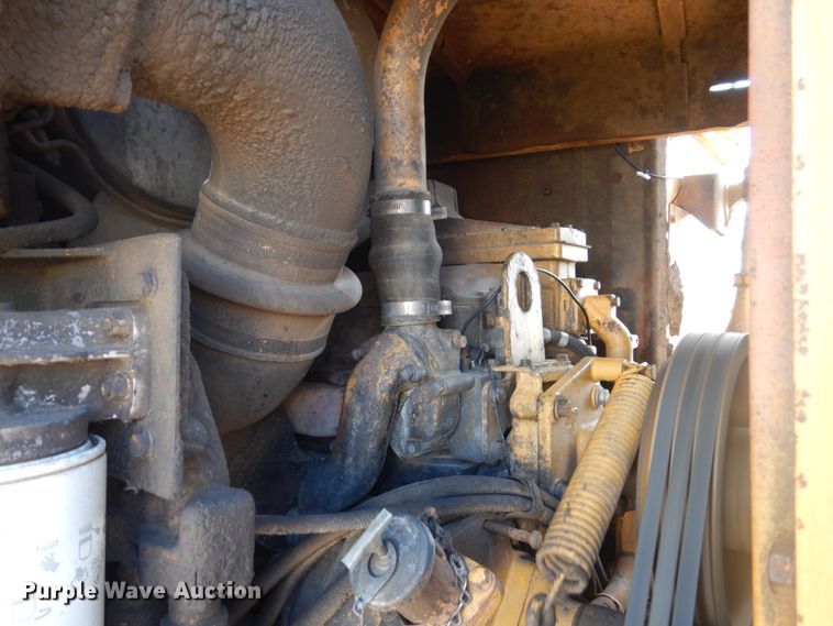 image for item HI9836 1978 Caterpillar 621B  water wagon