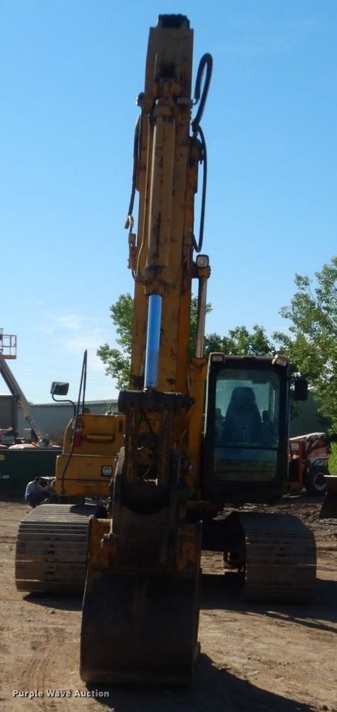 image for item HI9850 2005 Caterpillar 325CL  excavator