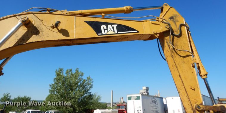 image for item HI9850 2005 Caterpillar 325CL  excavator