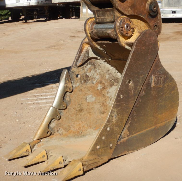 image for item HI9850 2005 Caterpillar 325CL  excavator