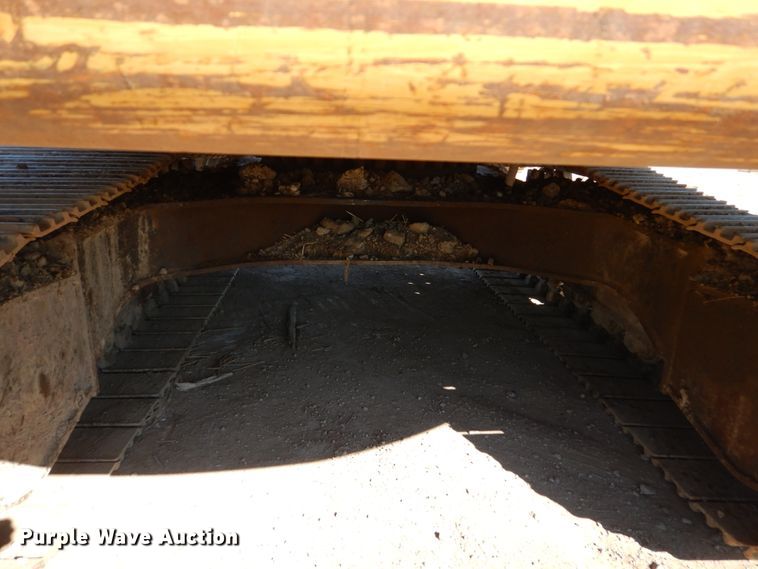 image for item HI9850 2005 Caterpillar 325CL  excavator