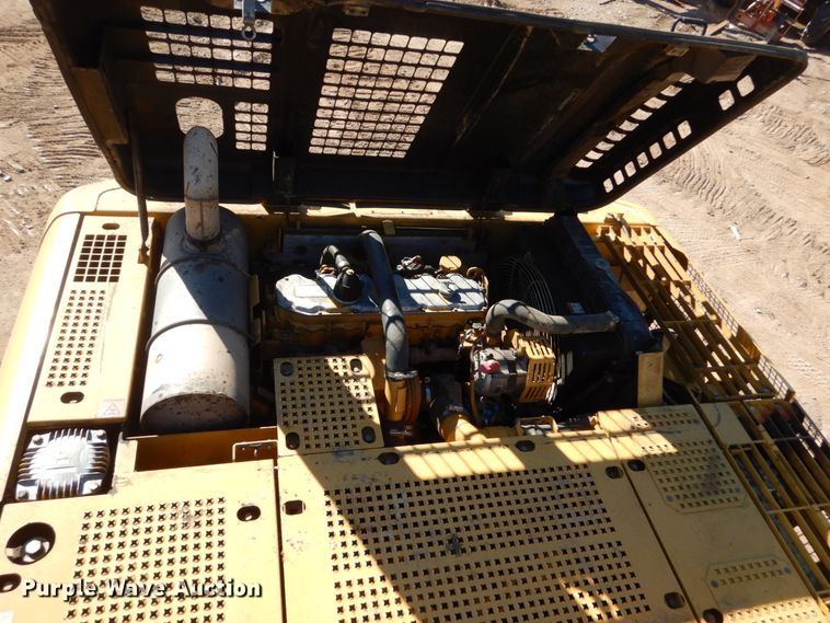 image for item HI9850 2005 Caterpillar 325CL  excavator