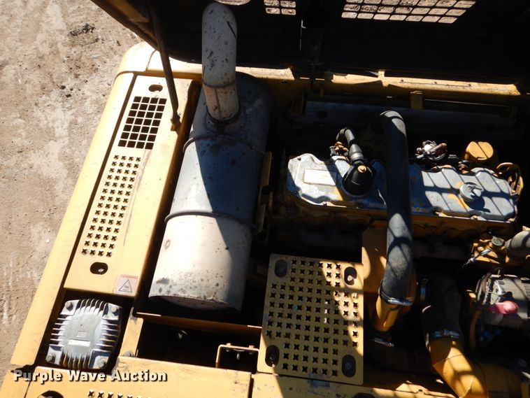 image for item HI9850 2005 Caterpillar 325CL  excavator