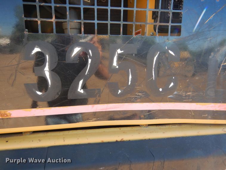 image for item HI9850 2005 Caterpillar 325CL  excavator