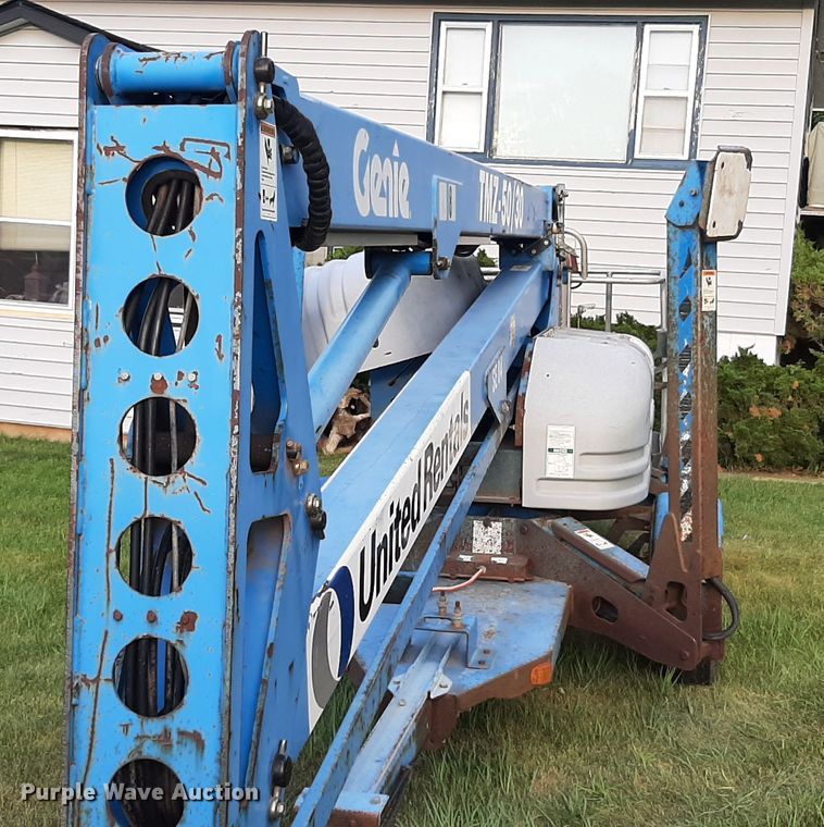 image for item HI9852 Genie TMZ-50/30  boom lift