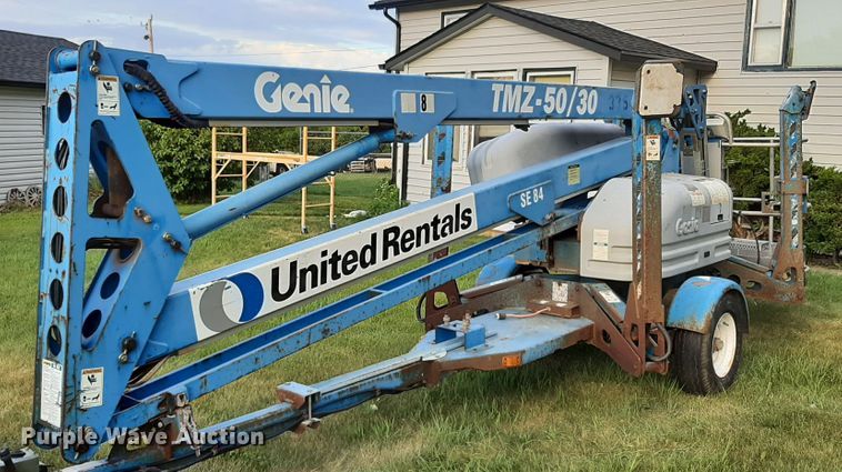 image for item HI9852 Genie TMZ-50/30  boom lift