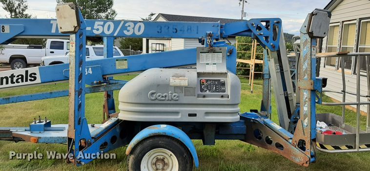 image for item HI9852 Genie TMZ-50/30  boom lift