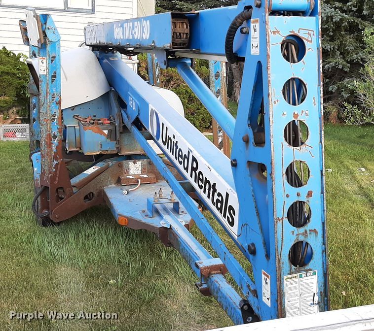 image for item HI9852 Genie TMZ-50/30  boom lift
