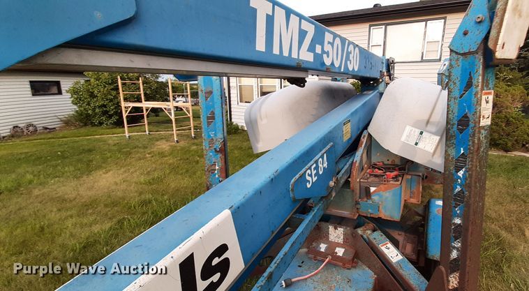 image for item HI9852 Genie TMZ-50/30  boom lift
