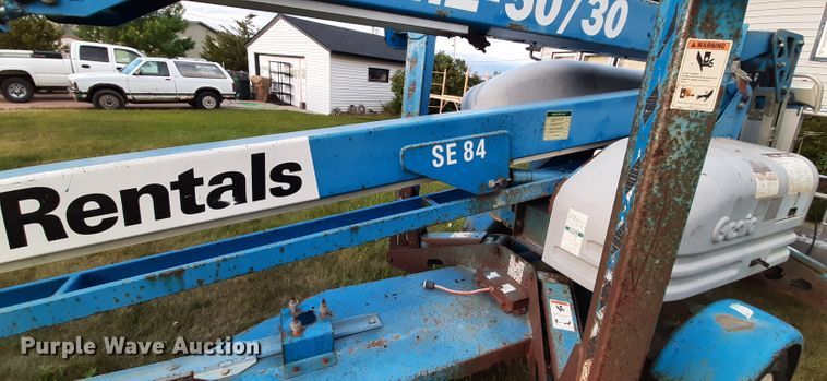 image for item HI9852 Genie TMZ-50/30  boom lift