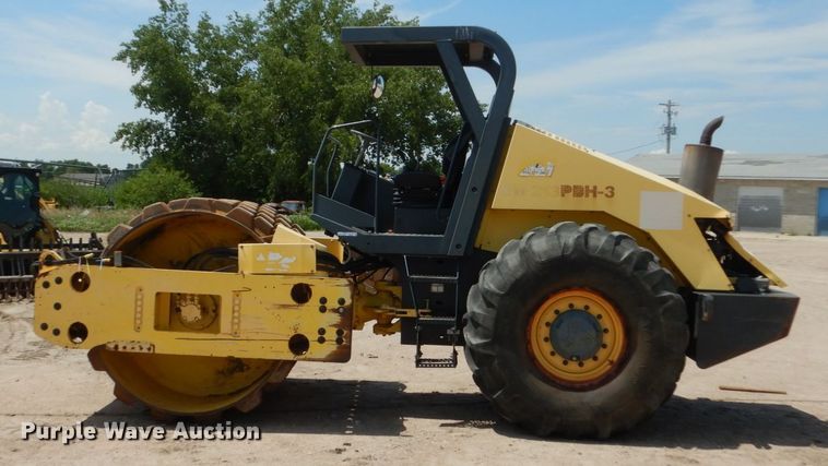 image for item HI9868 1999 Bomag BW 213PDH-3  single drum vibratory roller