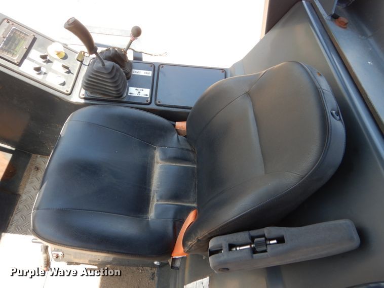 image for item HI9868 1999 Bomag BW 213PDH-3  single drum vibratory roller