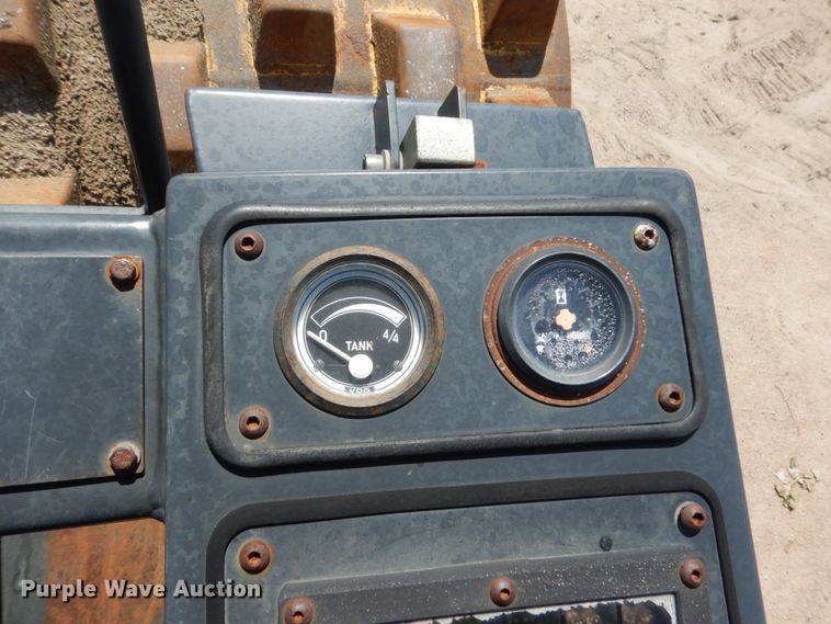 image for item HI9868 1999 Bomag BW 213PDH-3  single drum vibratory roller