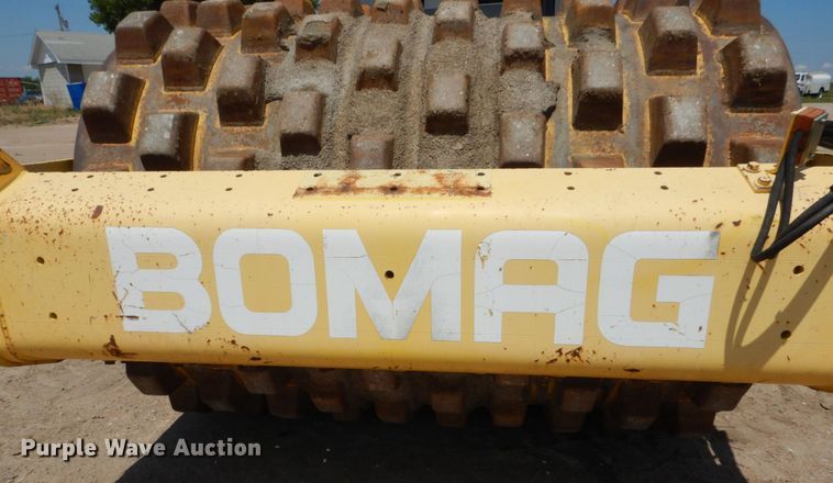 image for item HI9868 1999 Bomag BW 213PDH-3  single drum vibratory roller