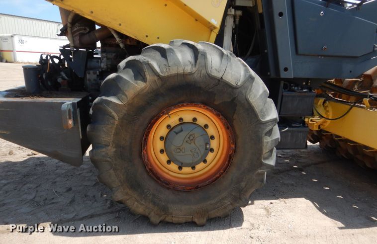 image for item HI9868 1999 Bomag BW 213PDH-3  single drum vibratory roller