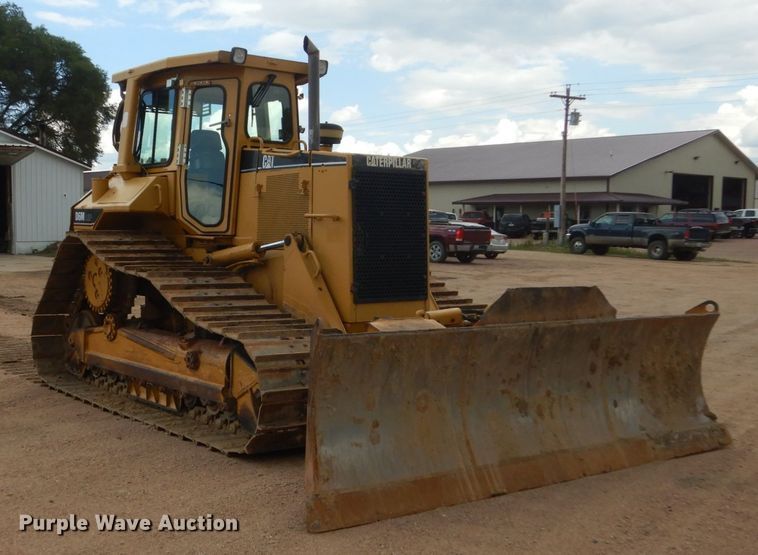 image for item HI9869 Caterpillar D6M LGP  dozer