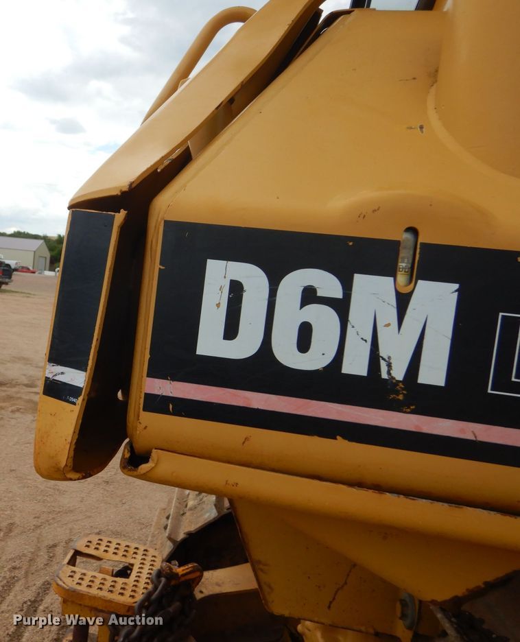 image for item HI9869 Caterpillar D6M LGP  dozer