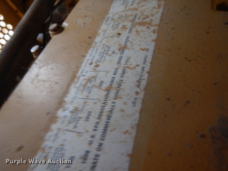 image for item HI9869 Caterpillar D6M LGP  dozer