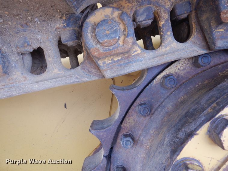 image for item HI9869 Caterpillar D6M LGP  dozer