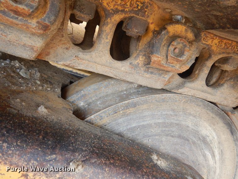 image for item HI9869 Caterpillar D6M LGP  dozer