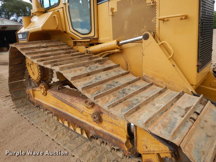 image for item HI9869 Caterpillar D6M LGP  dozer
