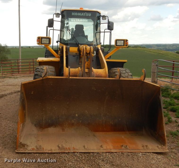 image for item HI9871 2005 Komatsu WA380-5L  High Lift wheel loader