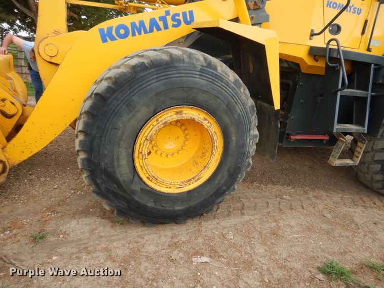 image for item HI9871 2005 Komatsu WA380-5L  High Lift wheel loader