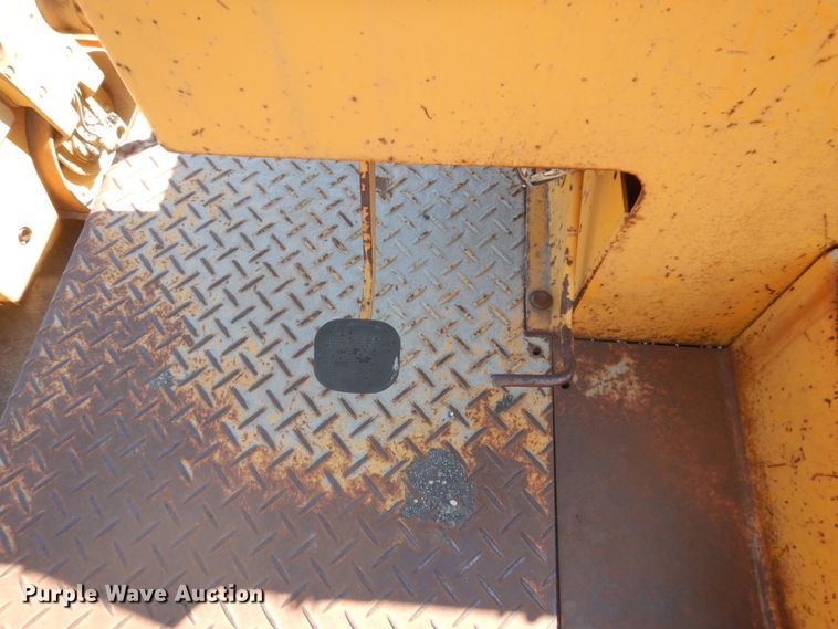 image for item HI9872 1989 Dynapac CP27  pneumatic roller