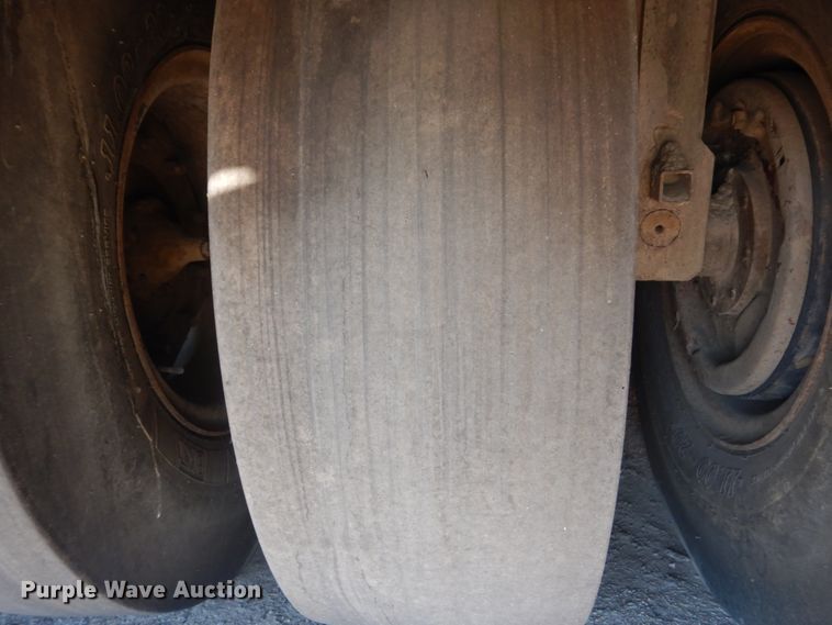 image for item HI9872 1989 Dynapac CP27  pneumatic roller