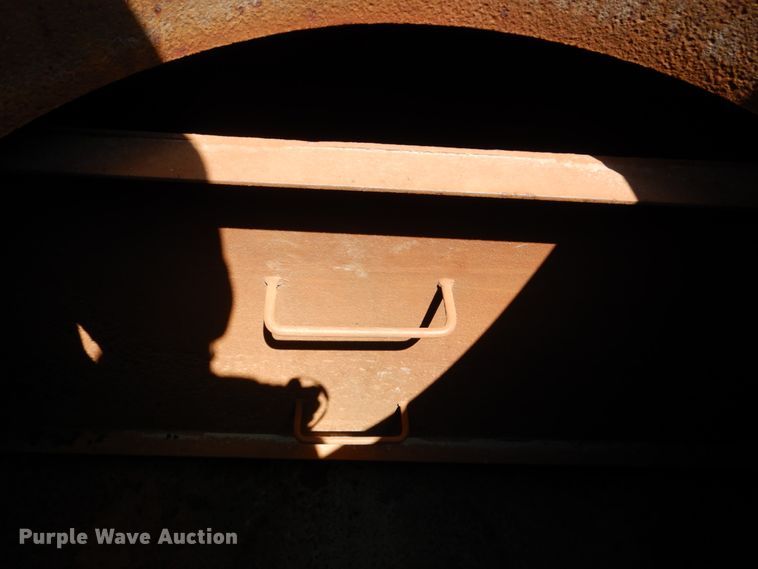 image for item HI9879 1991 Mack RD690S  water truck