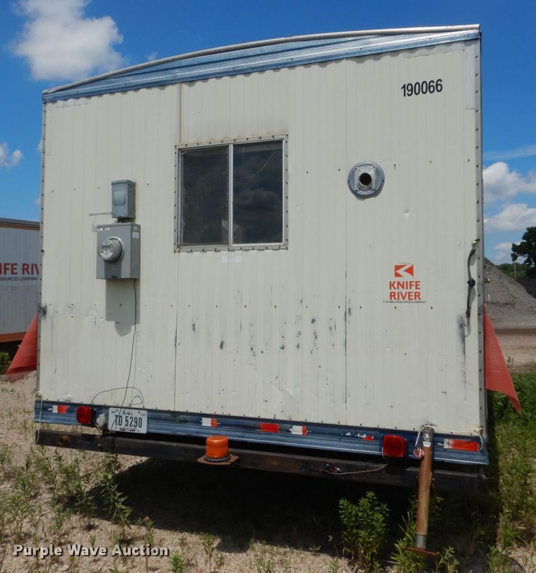 image for item HI9883 1992 Miller  job site office trailer