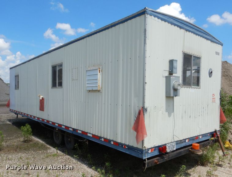 image for item HI9883 1992 Miller  job site office trailer