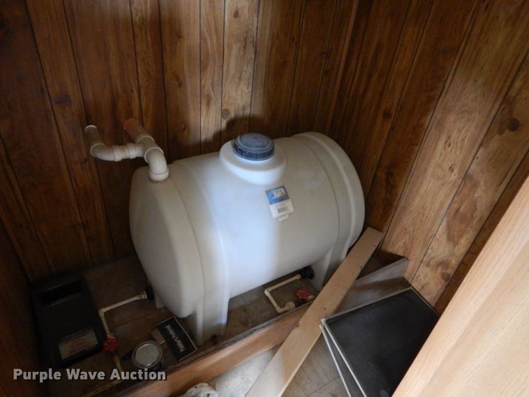 image for item HI9883 1992 Miller  job site office trailer