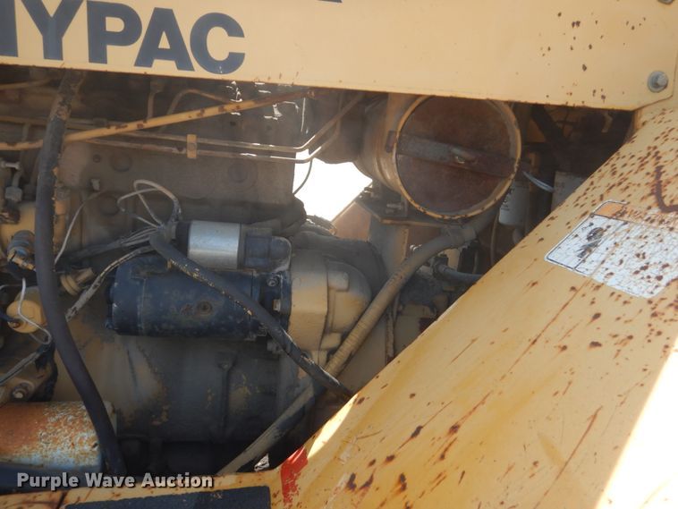 image for item HI9902 Hyster C530A  pneumatic roller