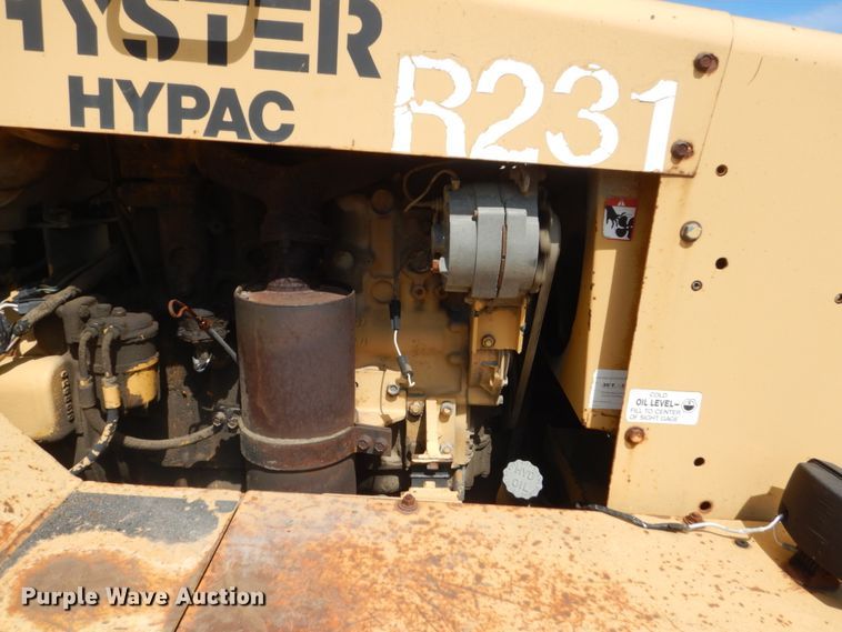 image for item HI9902 Hyster C530A  pneumatic roller