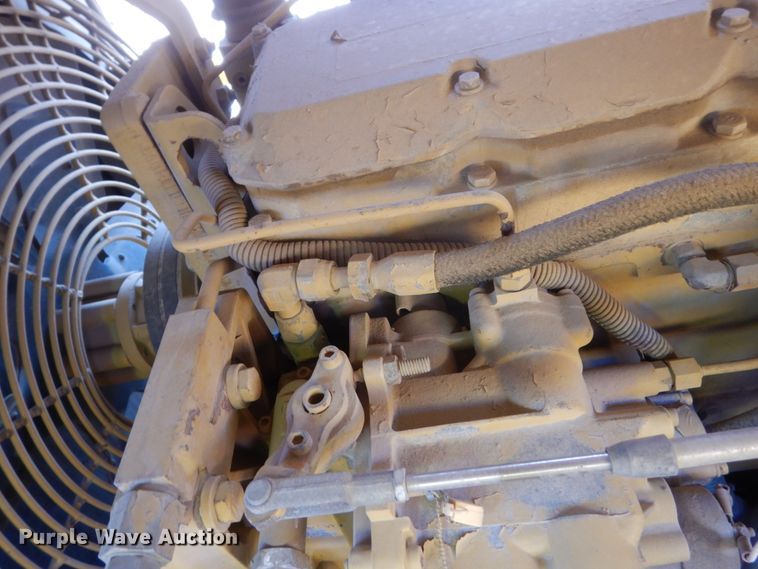 image for item HI9903 Gomaco GP-2600  slipform paver