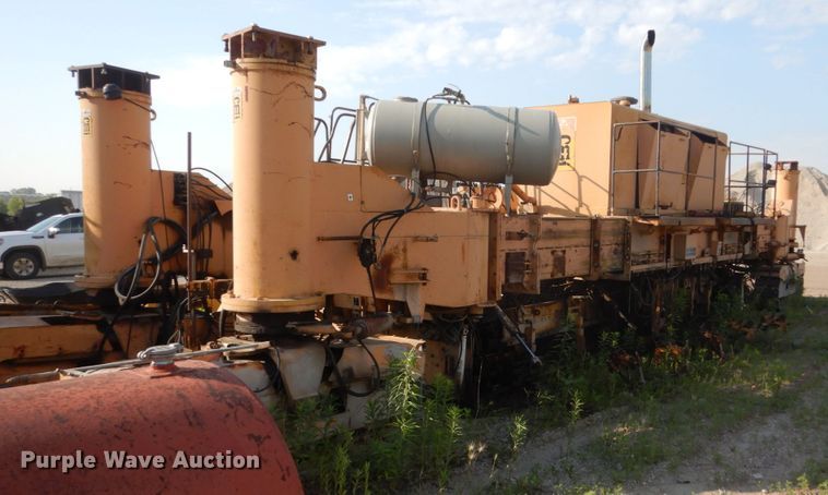 image for item HI9904 CMI SF-450  slipform paver