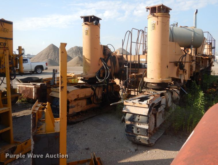 image for item HI9904 CMI SF-450  slipform paver