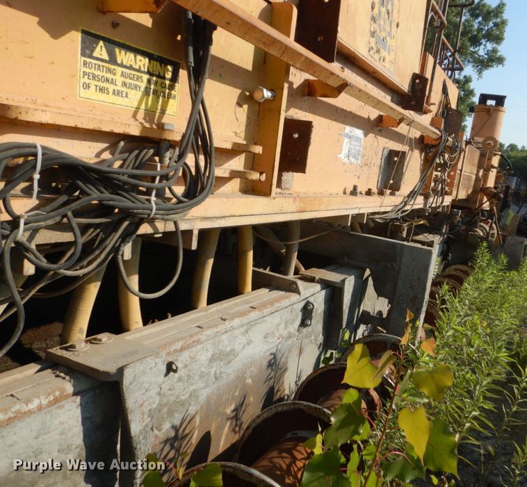 image for item HI9904 CMI SF-450  slipform paver