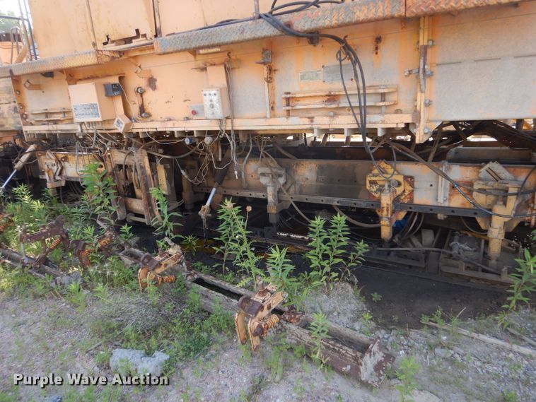 image for item HI9904 CMI SF-450  slipform paver