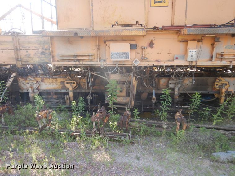 image for item HI9904 CMI SF-450  slipform paver