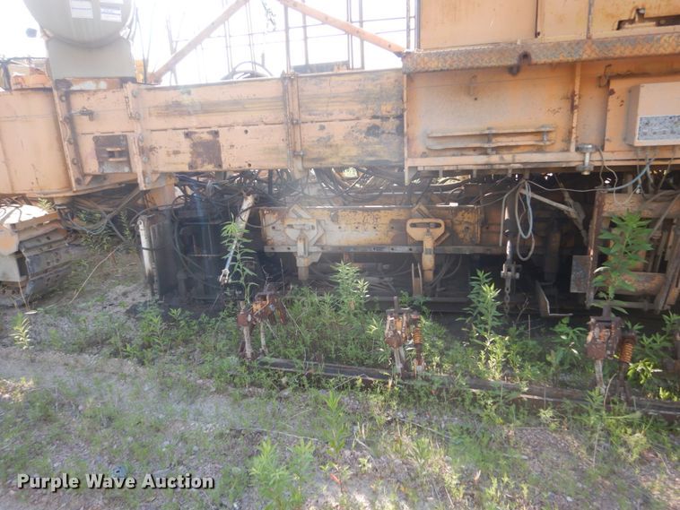 image for item HI9904 CMI SF-450  slipform paver