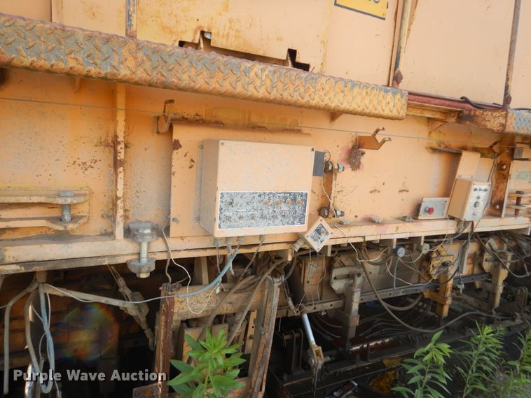 image for item HI9904 CMI SF-450  slipform paver