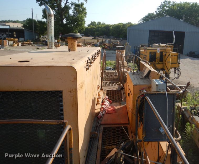 image for item HI9904 CMI SF-450  slipform paver