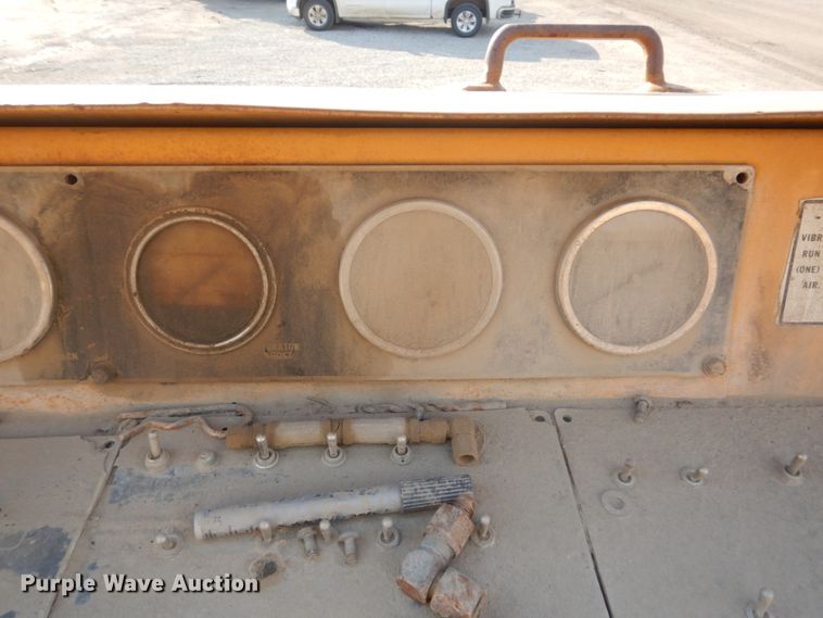 image for item HI9904 CMI SF-450  slipform paver