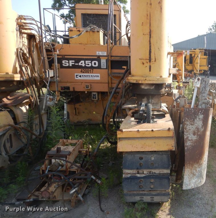 image for item HI9904 CMI SF-450  slipform paver