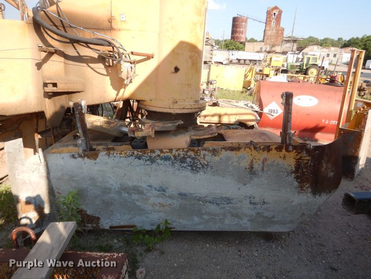 image for item HI9904 CMI SF-450  slipform paver