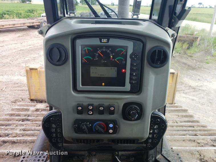 image for item HP9506 2013 Caterpillar D6N LGP  dozer