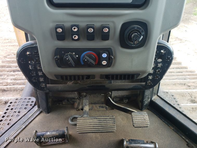 image for item HP9506 2013 Caterpillar D6N LGP  dozer